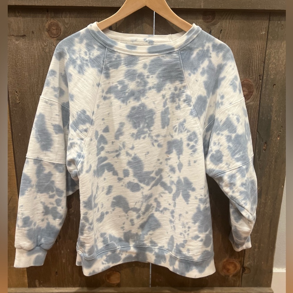 MWL Tie-Dye Oversized Raglan Sweatshirt Small